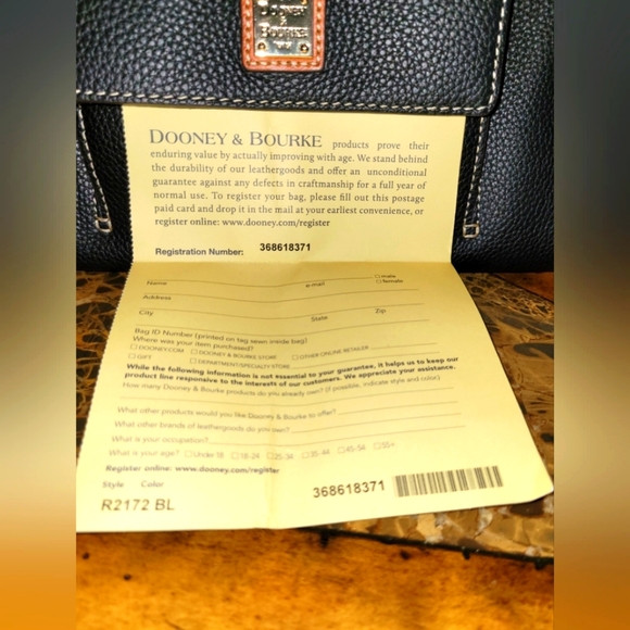 Dooney & Bourke NWT Black shoulder bag - Picture 8 of 14